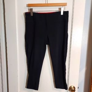90° Degree by Reflex Capri leggings, XL